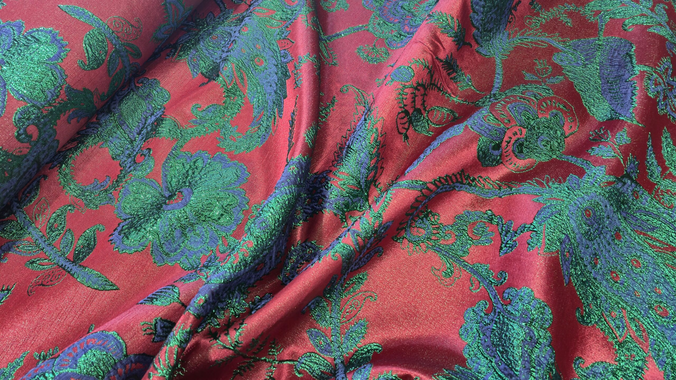 Ekskluzivni Brokat Selection PM068 – 37 Cvetni dezen u bordo-zelenoj boji (150cm)
