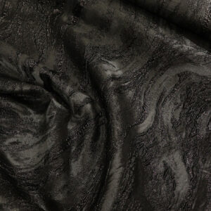 Crni Brokat Dizajn PM071 - 57 sa Mermernim Dezenom – Luksuzni Materijal za Haljine i Sakoe – (Širina 160cm)