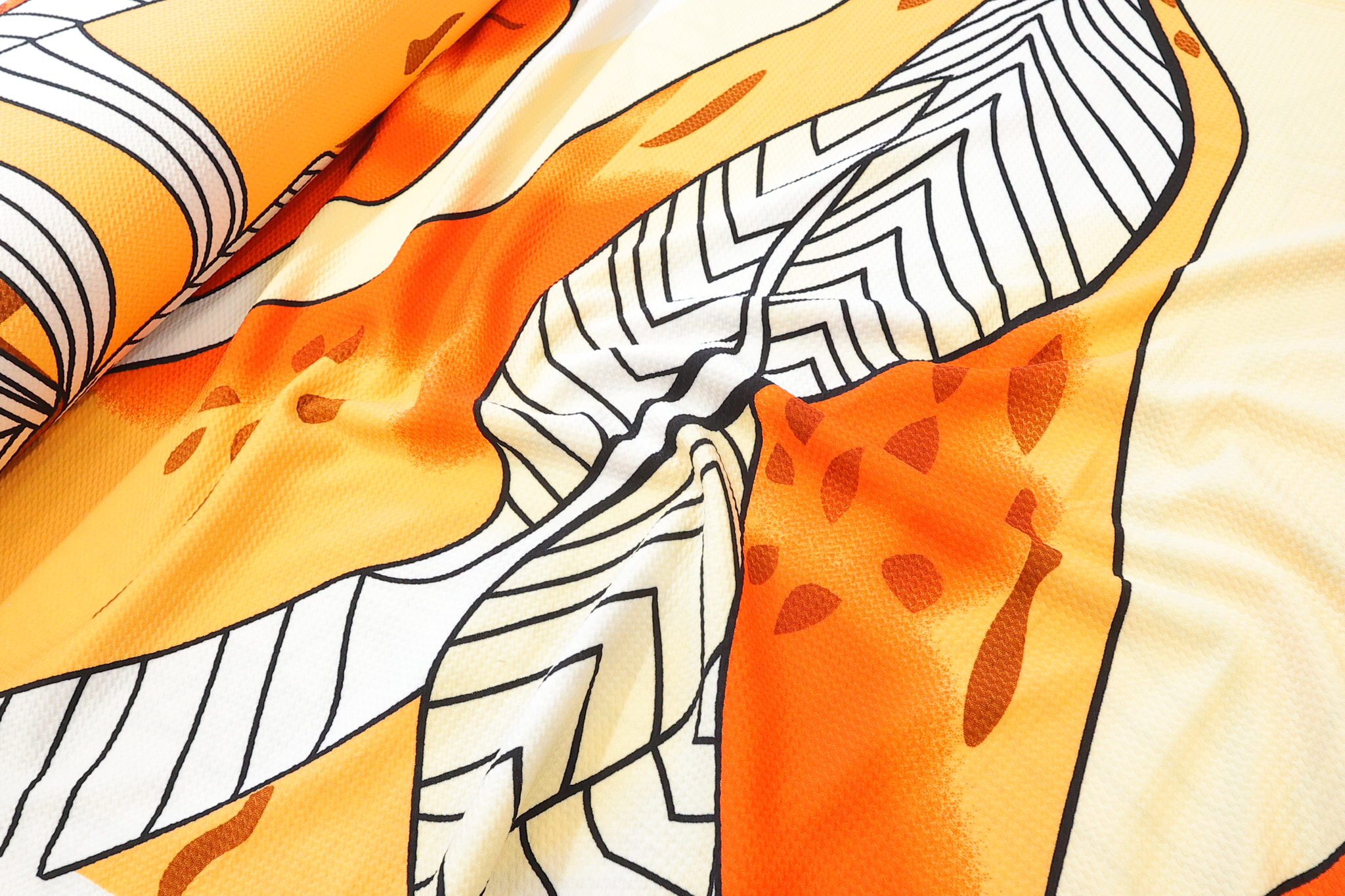 Reljefna Double Itwey Likra – Apstraktni Mural Dezen u Oker i belim Tonovima PE012 - 69