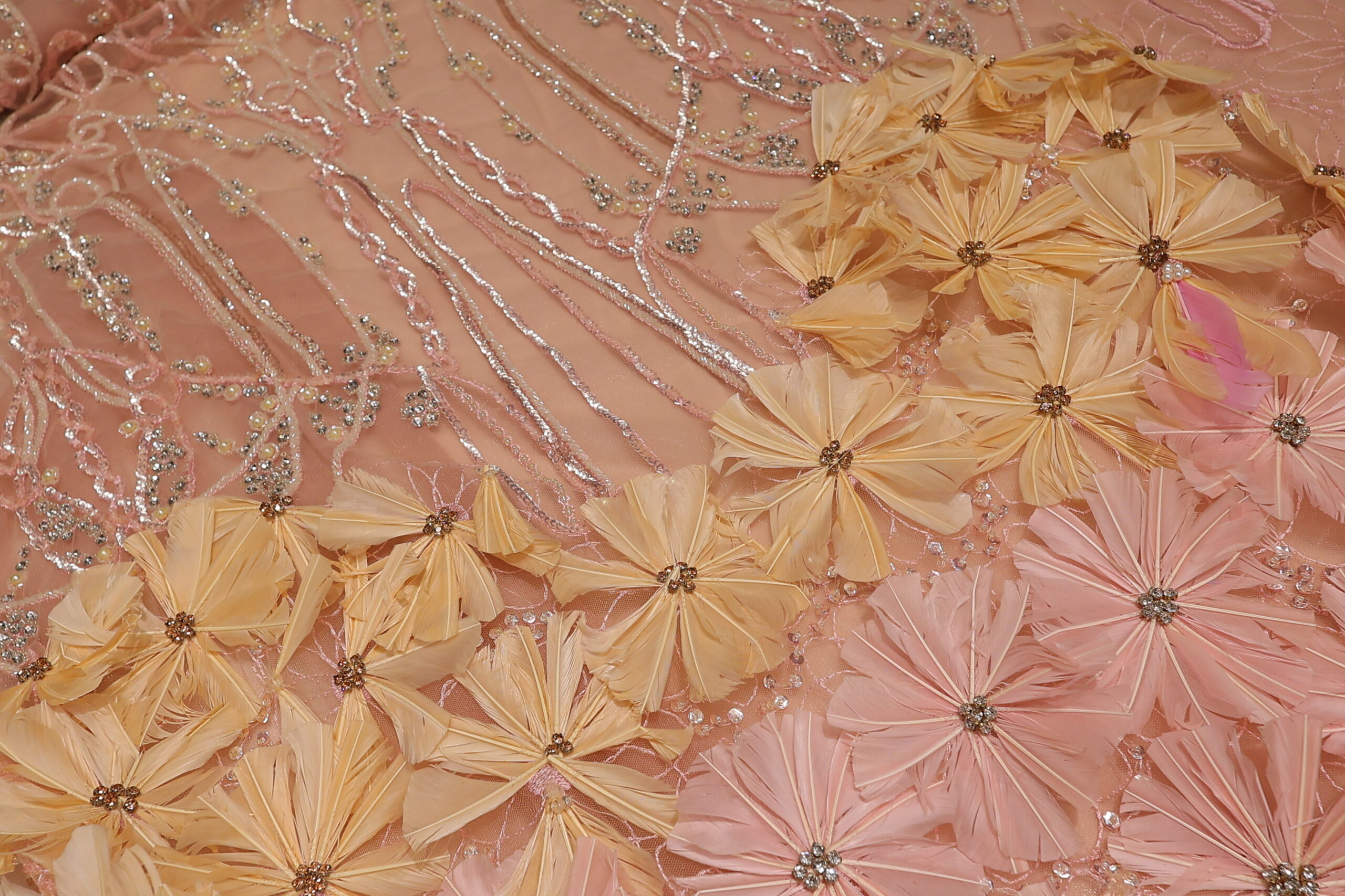 ČIPKA MIRMAM 3d cvetovi Rose - kajsija CP030 - 11