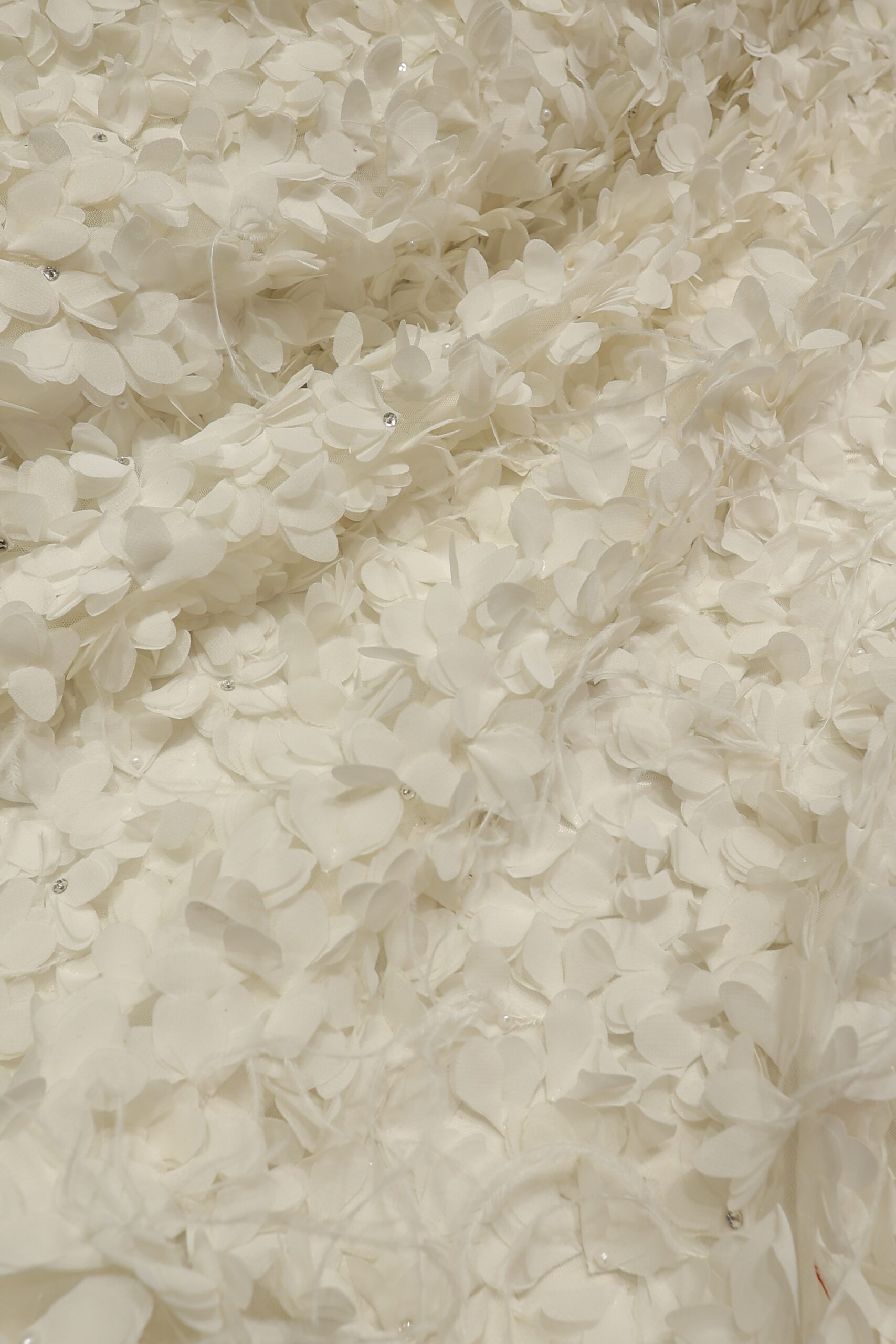 ČIPKA MIRMAM 3d cvetovi i latice sa detaljima od kristala - prva do bele CP030 - 12