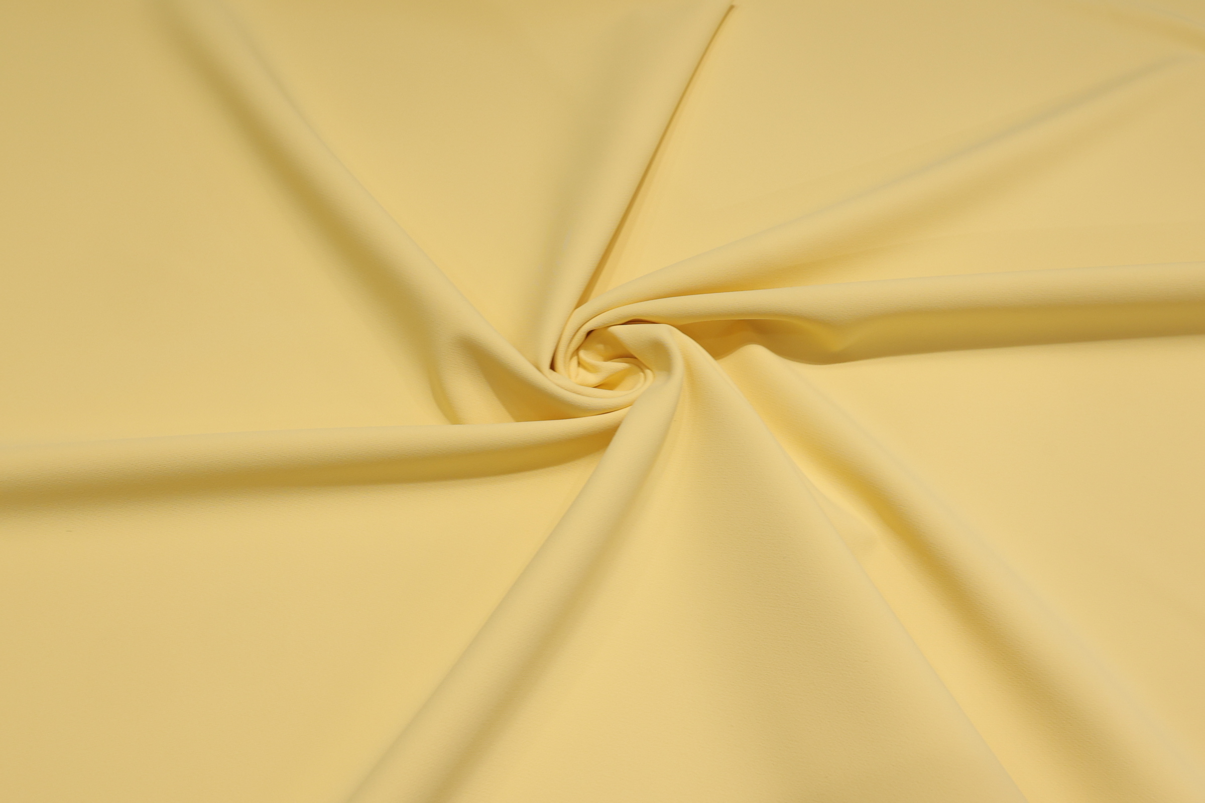 ARMANI KREPASTI MAT AC022 - 50 PASTEL ŽUTA