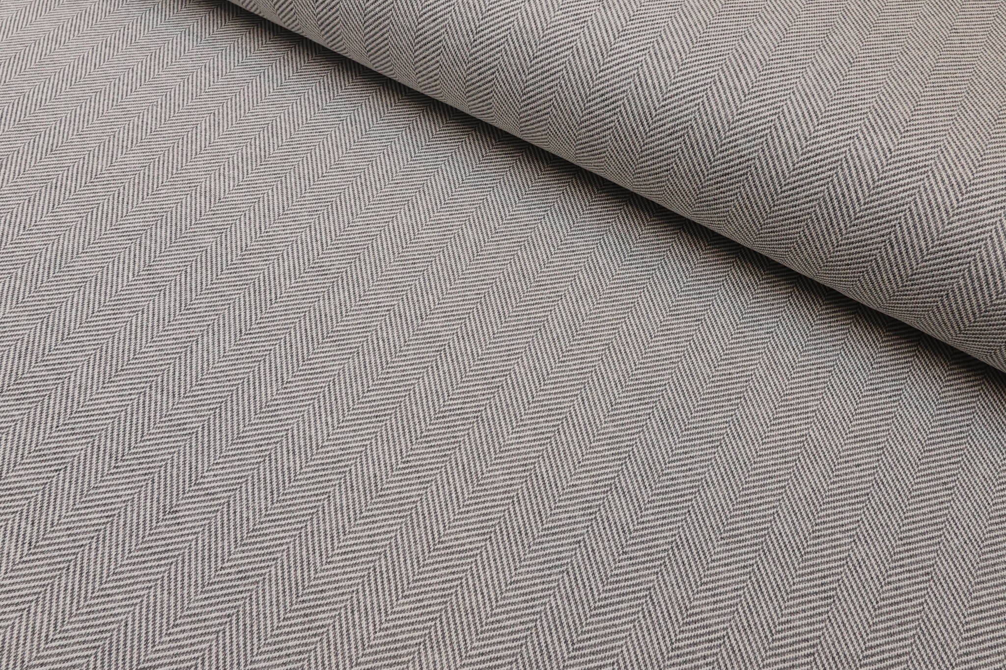 Štof Milano (Riblja Kost / Chevron) – Svetlosivi Elegantni Štof ST055 - 29