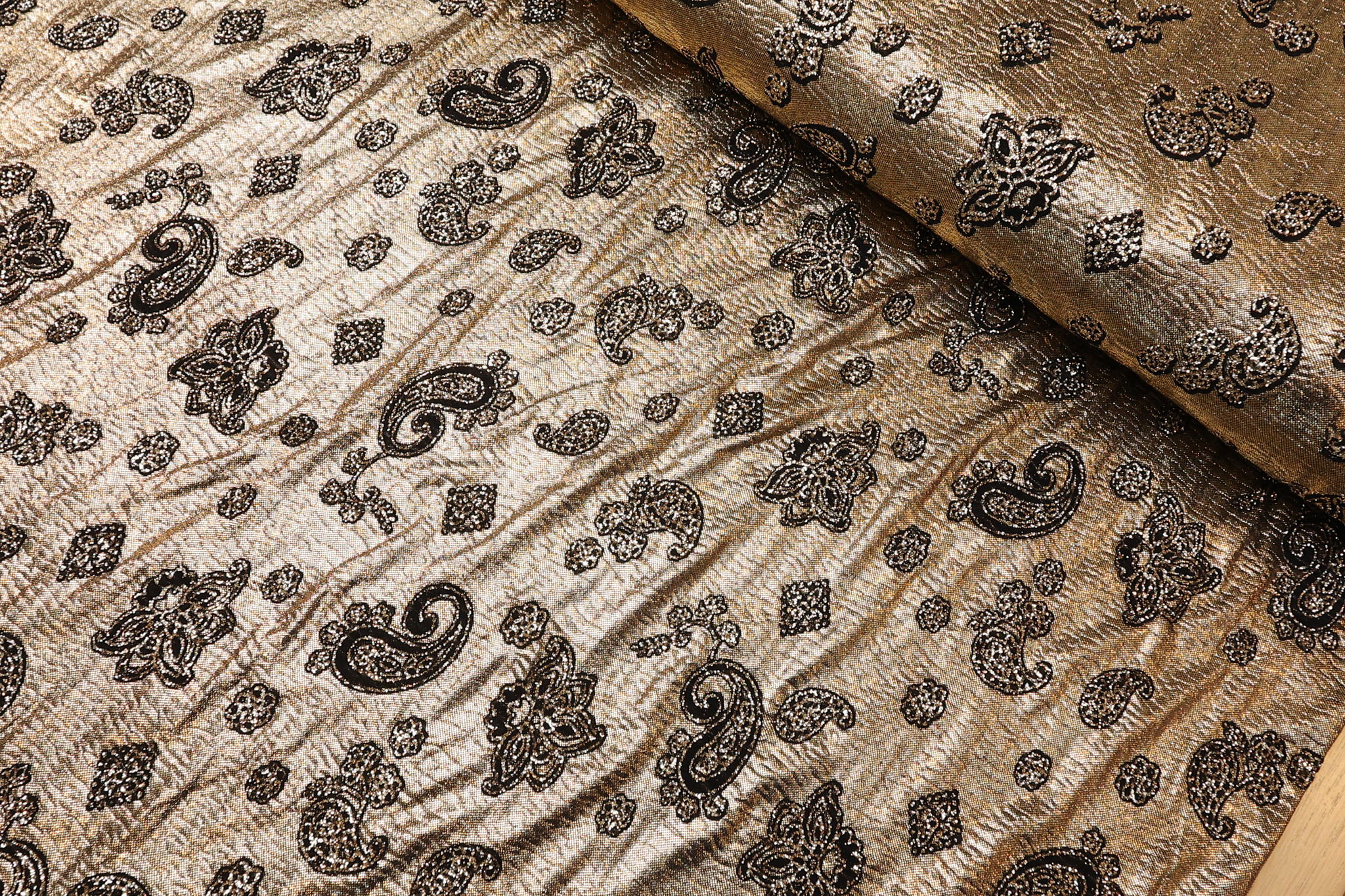 Kristalni Lame GOLD PO031 - 11